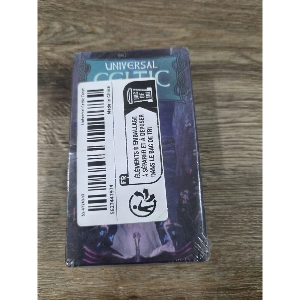 Universal Celtic Tarot Cards - *NEW* in Plastic
